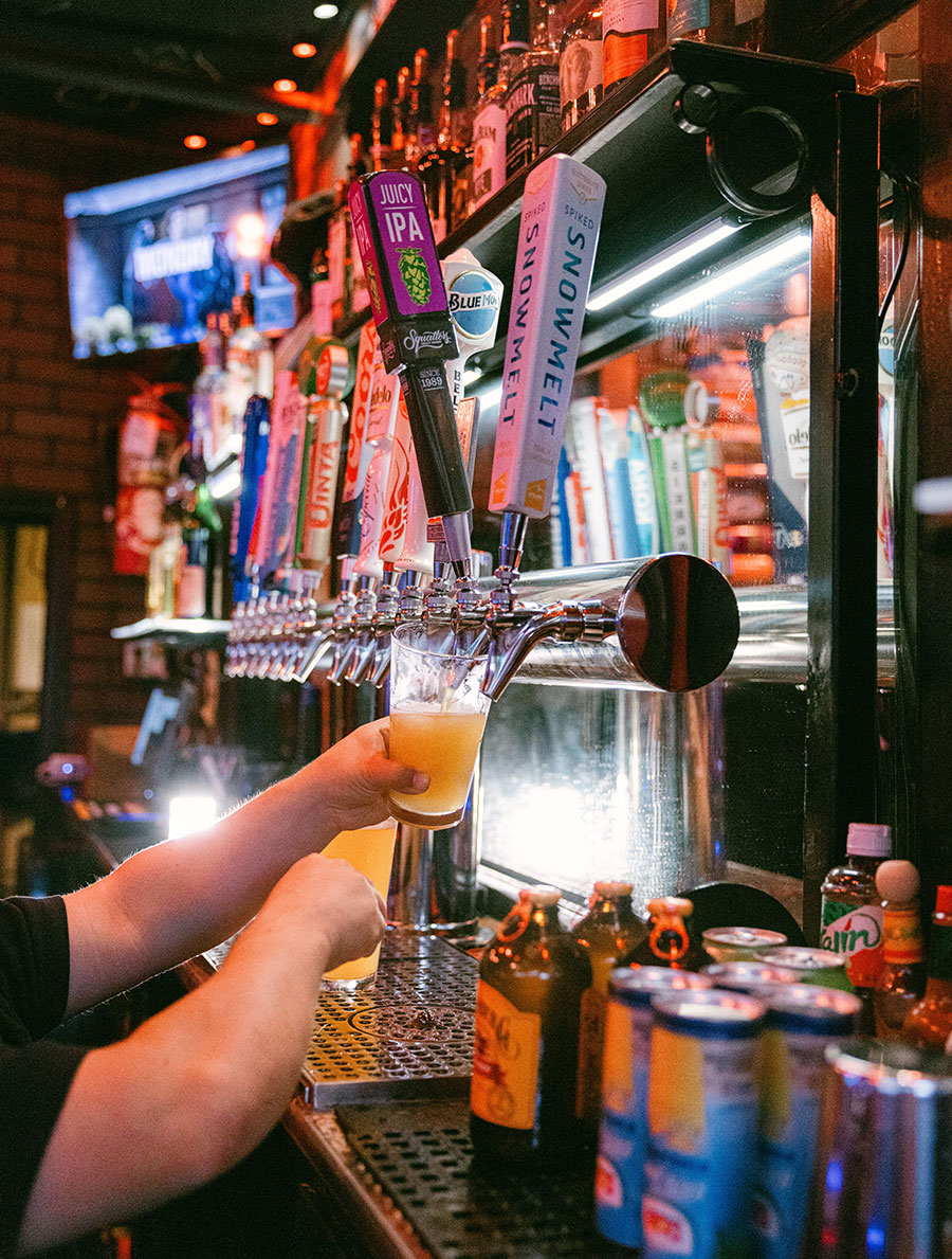 Beer on Tap Willies Lounge